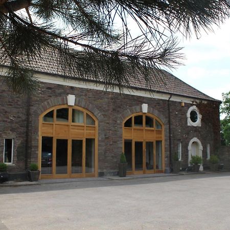 The Coach House Panzió Winterbourne Kültér fotó